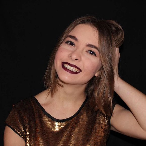 Meet your Posher, Alexa - Picture 6 of 6